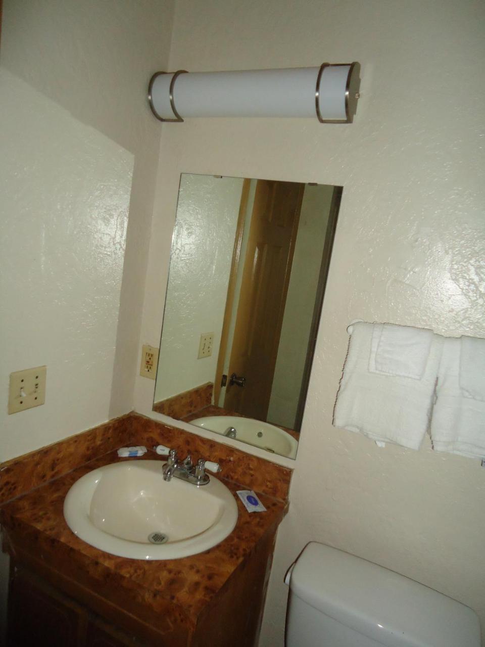 Budget Inn Lawton Exterior photo